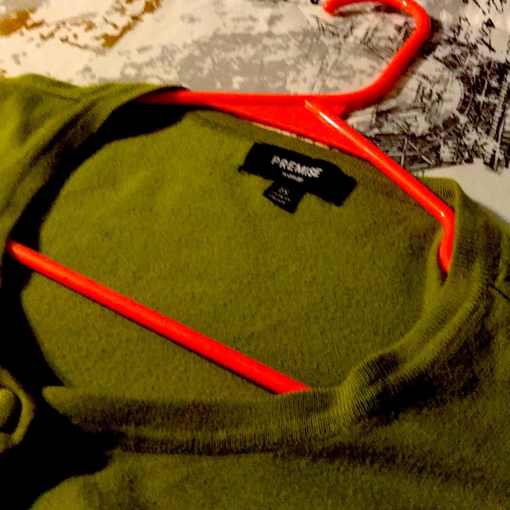 Women olive green sweather